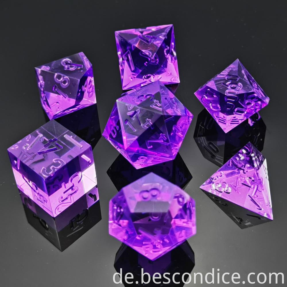 Clear Unpainted Sharp Edge Dnd Dice Set 5